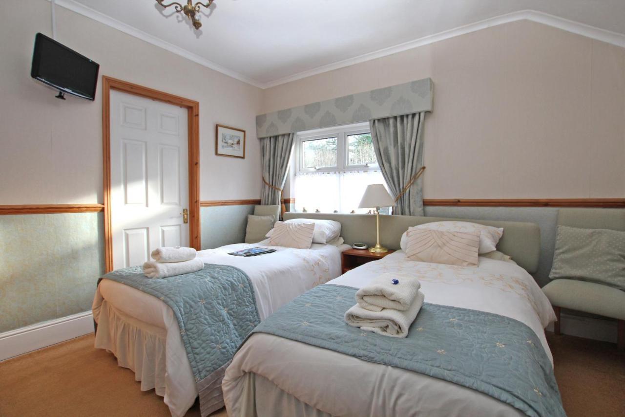 Twin Oaks Guest House 卡德纳姆 外观 照片